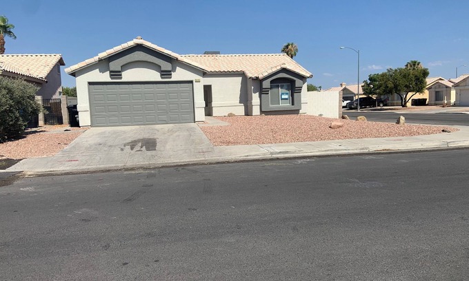 North Las Vegas Casa | A piece of home away from home