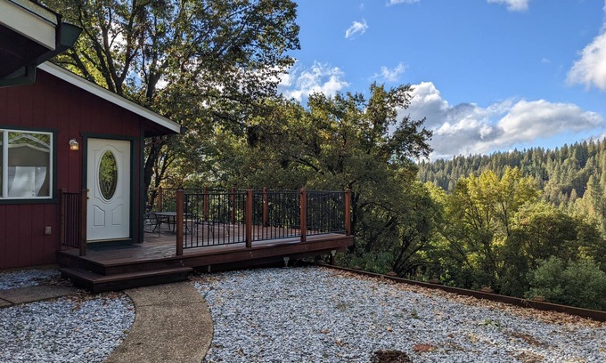 Croft Casa | A rejuvenating cabin in the woods