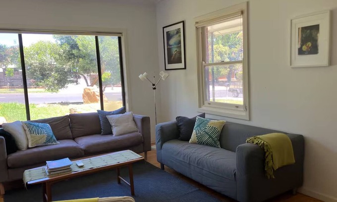 Christies Beach Casa | A Relaxed Coastal Home. Pet-friendly!