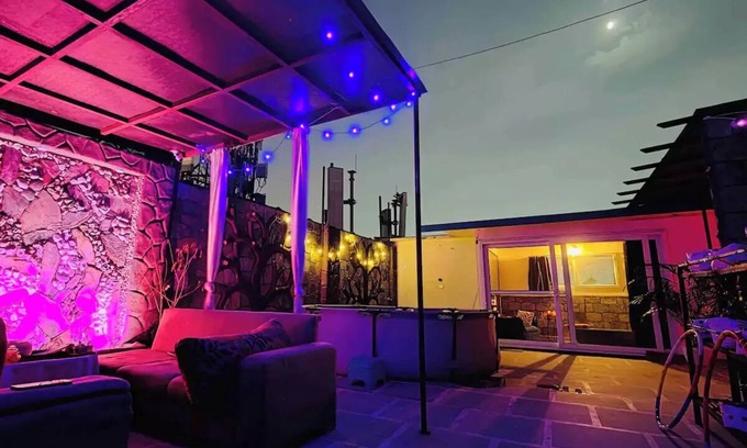 New Delhi Casa | A Roof to Remember. Swiss cottage & private pool
