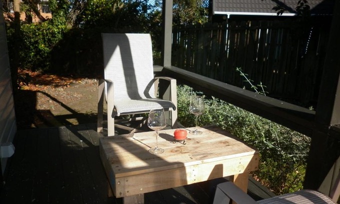 Paraparaumu Beach Casa | A room 5 minutes' walk to the beach