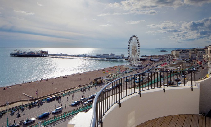 Kemptown Casa | A Room With A View