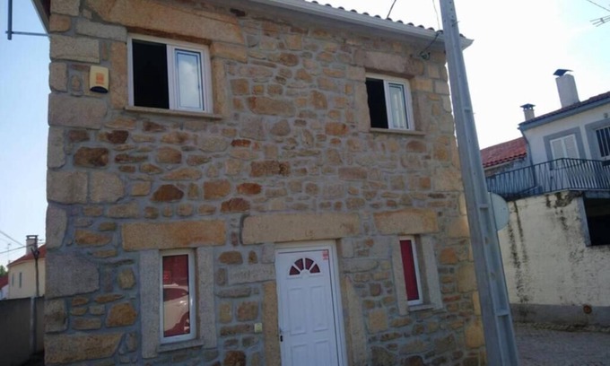 Aldeia da Ponte Casa | A rustic and cozy house with every comfort in a typical Portuguese village