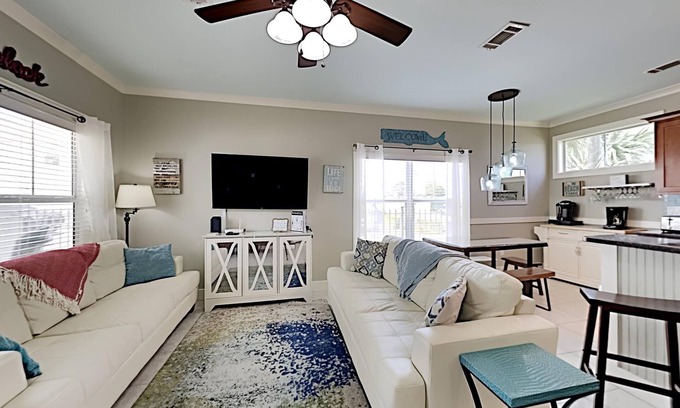 Avalon Beach Estates Casa | A Sea-esta