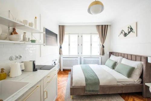 Stare Mesto Apartamento | A serene flat in a castle!