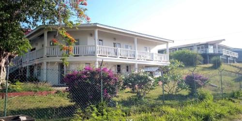Vieux Fort Casa | A Serene Getaway