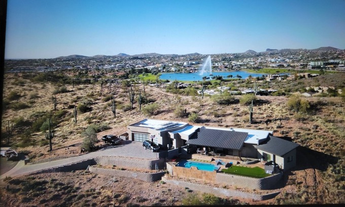 Diamante Del Lago Casa | A slice of heaven. Brand new home with panoramic views