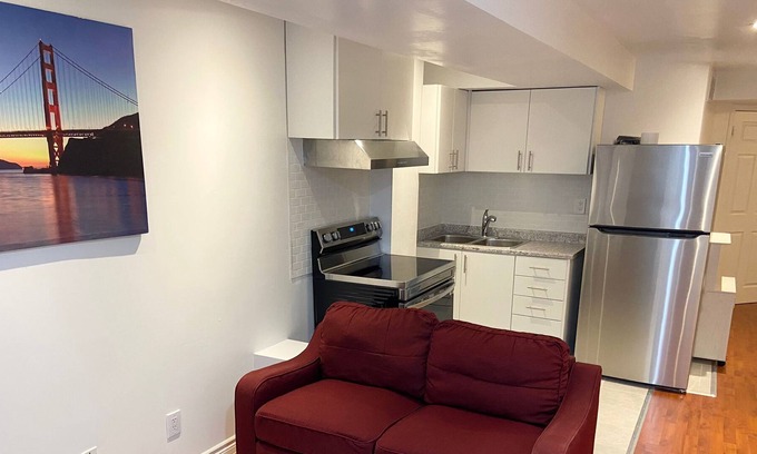 East Credit Casa | A spacious 1 bedroom basement close to Heartland Shopping Center, Mississauga
