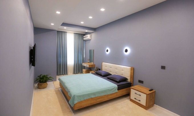 Tashkent Apartamento | Un espacioso piso de 125 m2 y nuevo para una buena compañía.