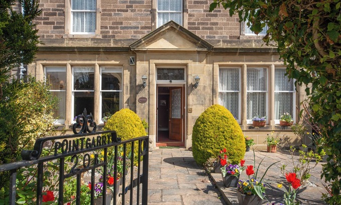 North Berwick Casa | A spacious, imposing, elegant Victorian property with unbeatable sea and golf views
