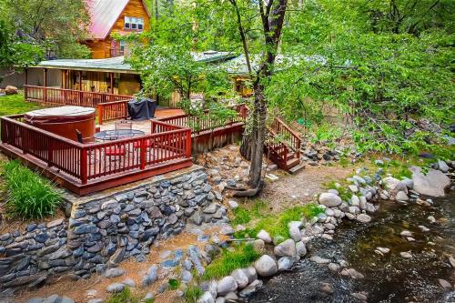 Ruidoso Casa | A Stone`s Thoreau