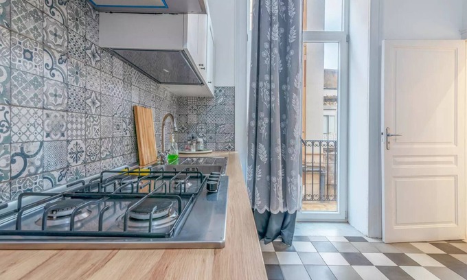 Syracuse Hotel | A'Storia