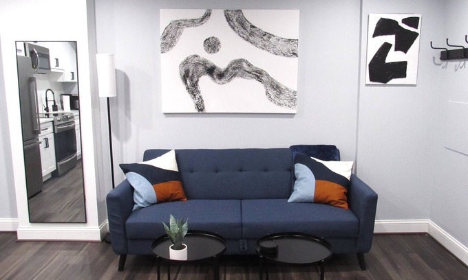 Bloomingdale Apartamento | A stylish & remarkable experience at The Swank! Located in booming Bloomingdale!