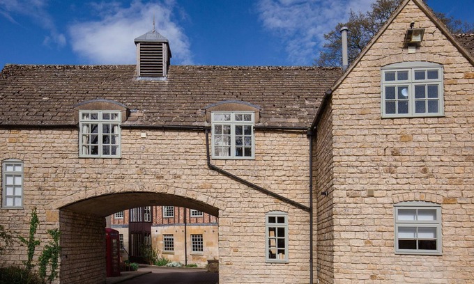 Winchcombe Cabaña | Lord High Admiral - capacidad para 4 personas en 2 dormitorios