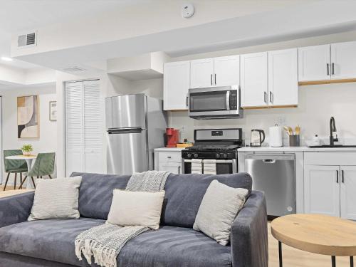 Trinidad Apartamento | A Suite 2-BR DC Getaway Close to Union Market