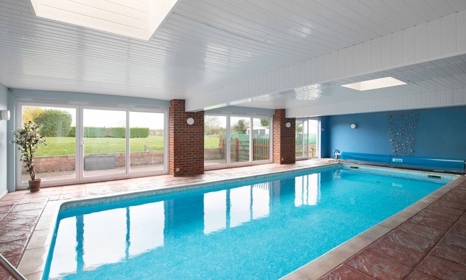 Saintbury Cabina | Un magnífico Lodge con su propia piscina cubierta climatizada privada cerca de Stratford