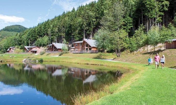 Llangollen Chalet De Esquí | Alojamiento de 4 habitaciones en Llangollen