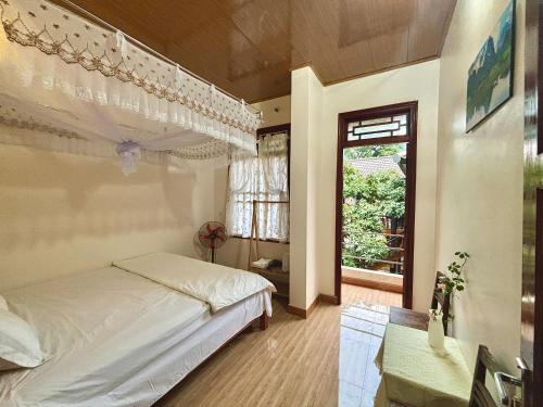 Trung Khanh Cama Y Desayuno | A Tứng House & Coffee
