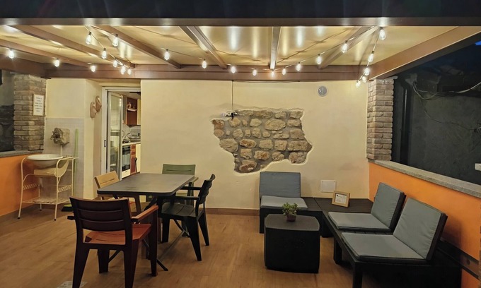 Ponte Nizza Apartamento | A TERRACE IN THE GREEN apartment surrounded by nature, away from the hustle and bustle