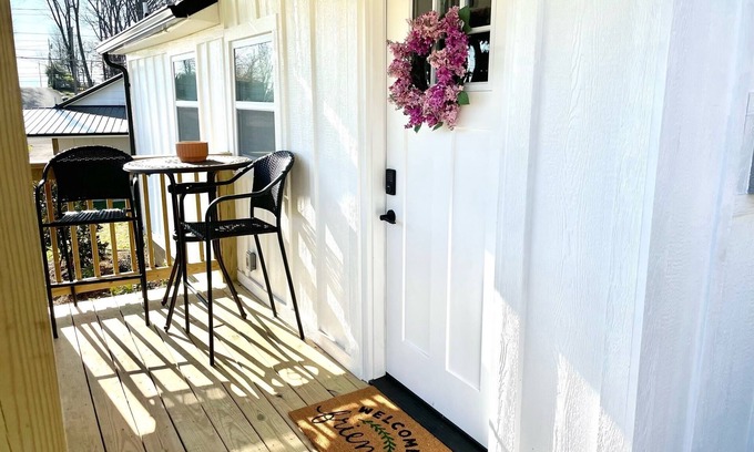 Blountville Apartamento | A Tiny Retreat in the middle of the Tri Cities