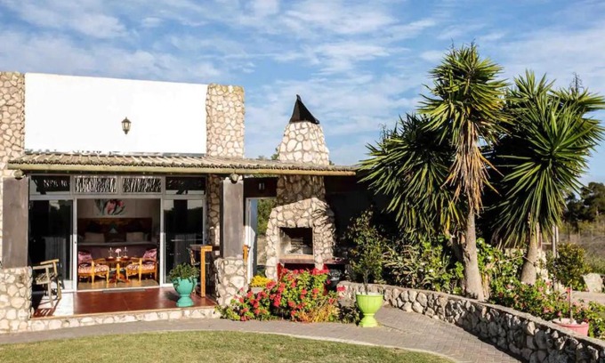 Langebaan Apartamento | A Touch of Bushveld by the Sea