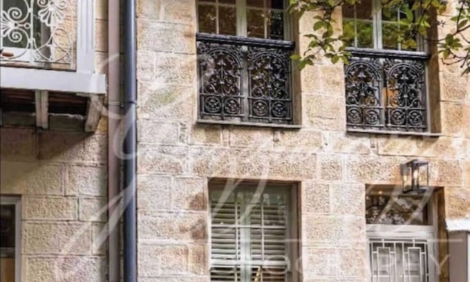 Darlinghurst Casa | A Touch of Soho: Luxurious Historic Residence