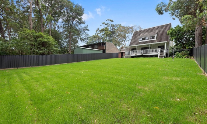 Mollymook Casa | A Tranquil, Leafy and Super-Convenient Holiday Home