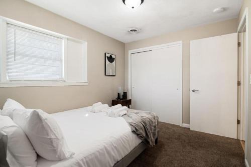 Peoria Apartamento | A Trendy Escape close to Downtown Peoria