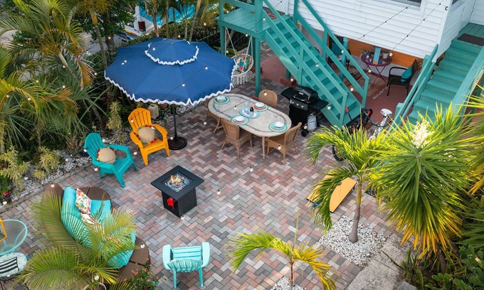 Mango Groves Casa | A Tropical Beauty🏝🏠 Historic Charm + Modern Luxury