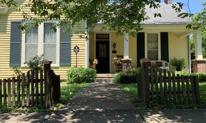 Historic Downtown Franklin Casa | A dos minutos a pie de la plaza !!!!