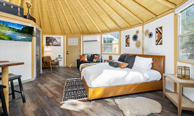 Canyon Lake Alquiler De RV | A Unique Texas Hill Country Glamping Experience