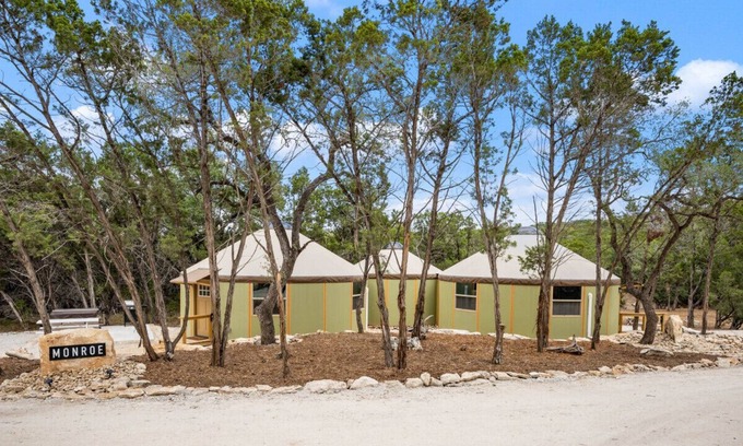 Canyon Lake Alquiler De RV | A Unique Texas Hill Country Glamping Experience