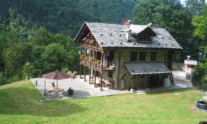Scopello Villa | Un chalet muy bonito en la naturaleza del bosque "Baita Neva"