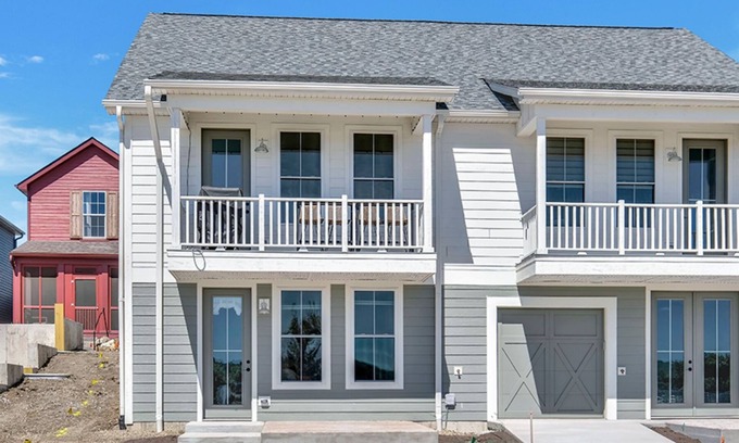 Ottawa Casa | A View to a Chill 3bed 2.5 bath