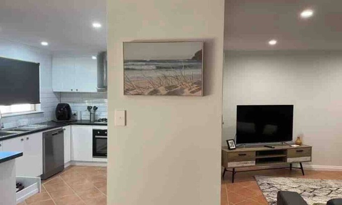 West Beach Casa | A Wave from It All Esperance