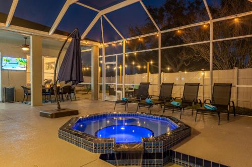 Sabal Harbour Casa | A Wave From it All! Pet friendly, Private heated pool home with fire pit!