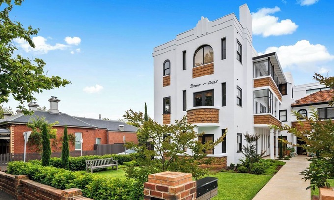 Middle Park Apartamento | A1 Art Deco 2 Bedroom Apt. Sleeps 5. Nimmo1