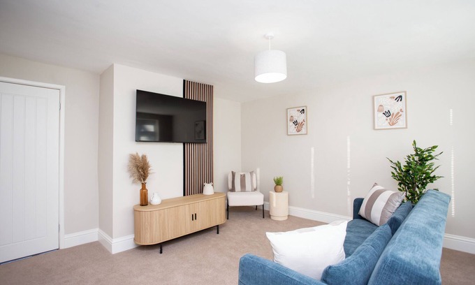 Birtley Casa | A1 Connection | Free Wifi | Parking | Vacant Nests