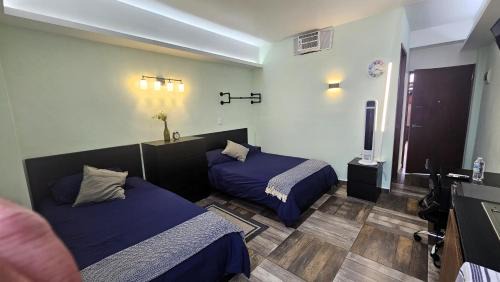 Cuautitlán Izcalli Apartamento | A29 SUITE BLACK MAX para 1 a 4 personas, ESPECIALISTAS CORTAS, MEDIANAS, LARGAS ESTANCIAS, en IZCALLI TEPOTZOTLAN perfecto para Familias, Turistas, Contratistas, Estudiantes, Empresas A sólo 5 min Izcalli 5 min Esmeralda 20 min Satélite 25 min AIFA