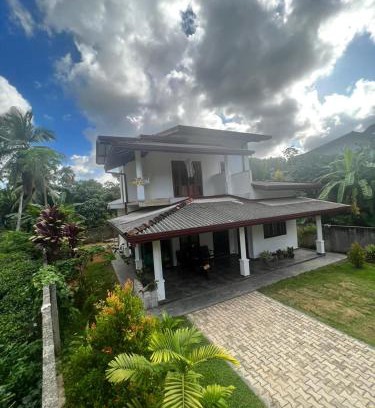 Baddegama Casa | AADHI Guest