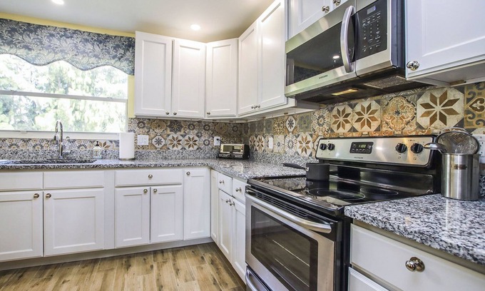 Saint James City Casa | Aaliyah`s and Amina`s Tropical Retreat 4 - Pine Island St James City Florida