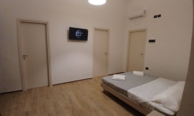 Caserta Casa | AB House Caserta - Royal Palace of Caserta and Railway Station five minutes away by car