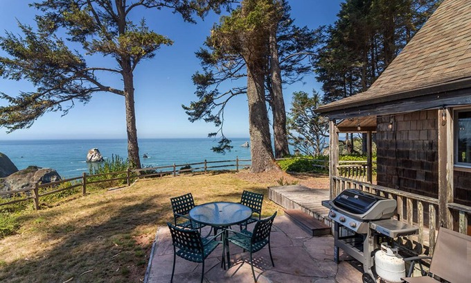 Trinidad Cabaña | Abalone Cabin-Charming retreat w/ ocean views!