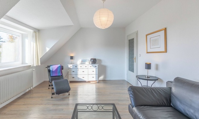Rodemis Apartamento | Abata vacation apartment in Husum for up to 2 people