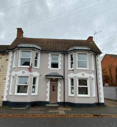 Fenny Stratford Casa | Abbey Guest House