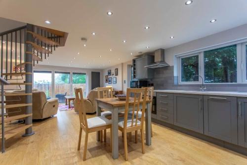 Bathampton Casa | Abbey Rectory - with private parking