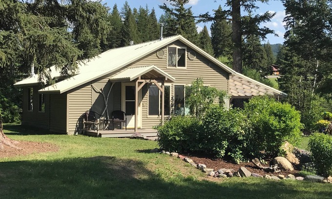 Martin City Cabaña | Abbot Creek Cottage, ¡a solo 10 minutos del Parque Nacional Glacier!
