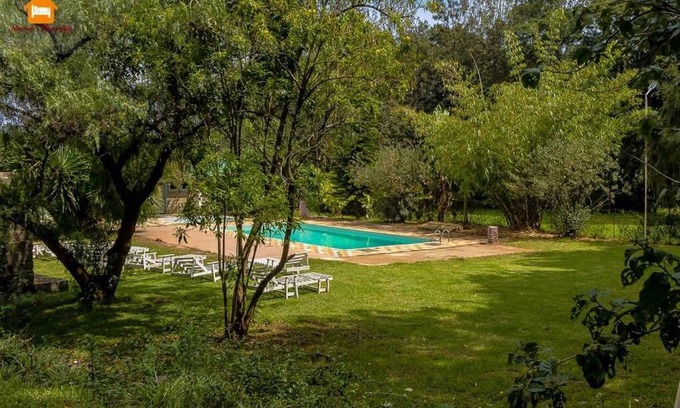 Nanyuki Apartamento | Abby Studio Riverside Apartment with Swimming Pool