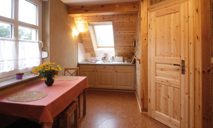 Burg-Dorf Apartamento | Abendsonne-Backhaus, bedroom, living room/kitchenette, shower/WC - Penkehof Spreewald