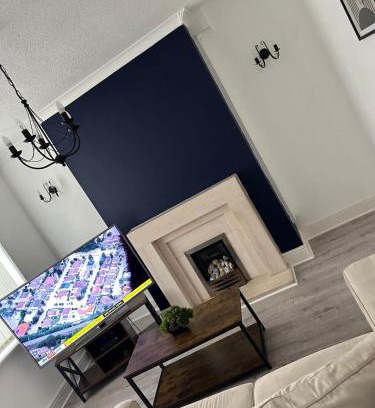 Bolton Casa | Abigail house
